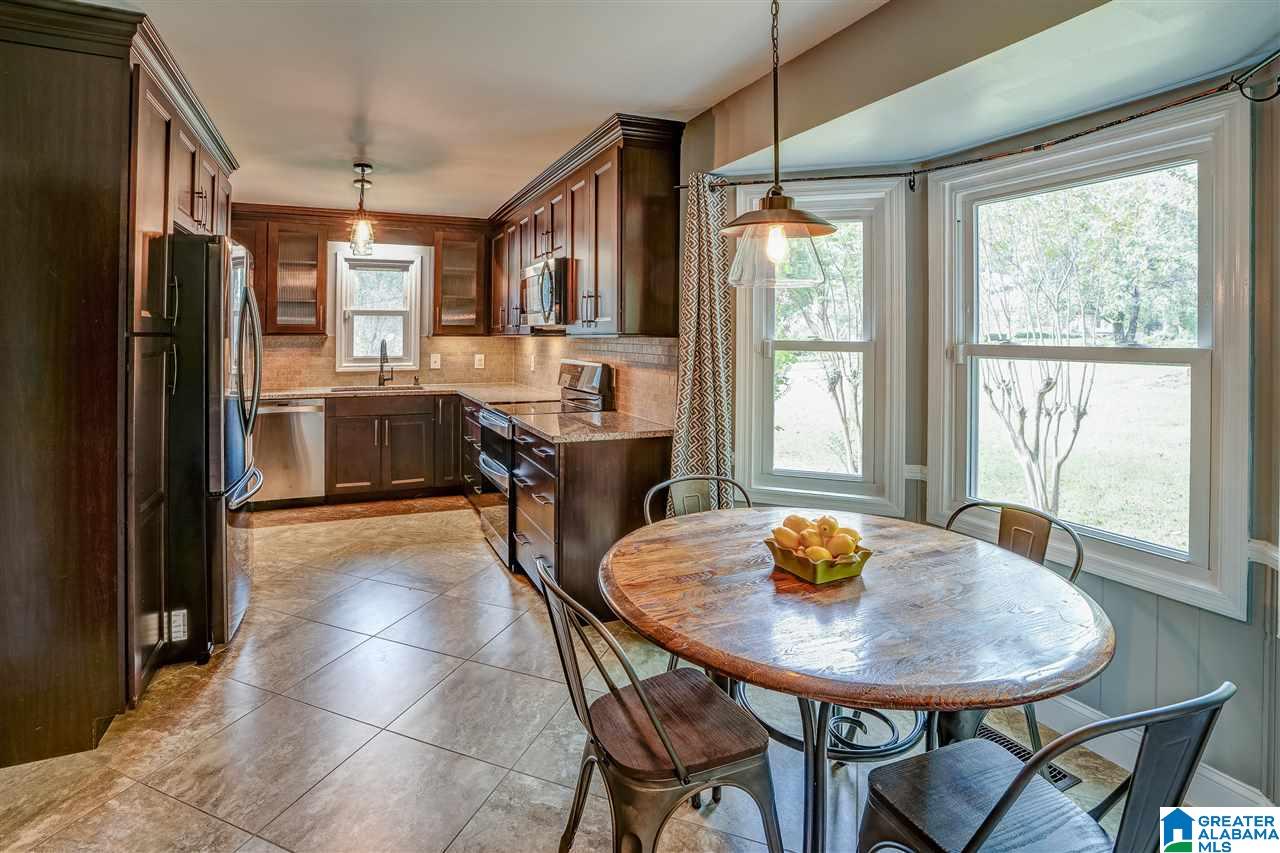 105 Hunters Point Circle Birmingham, AL 35244 - Photo 9 of 26