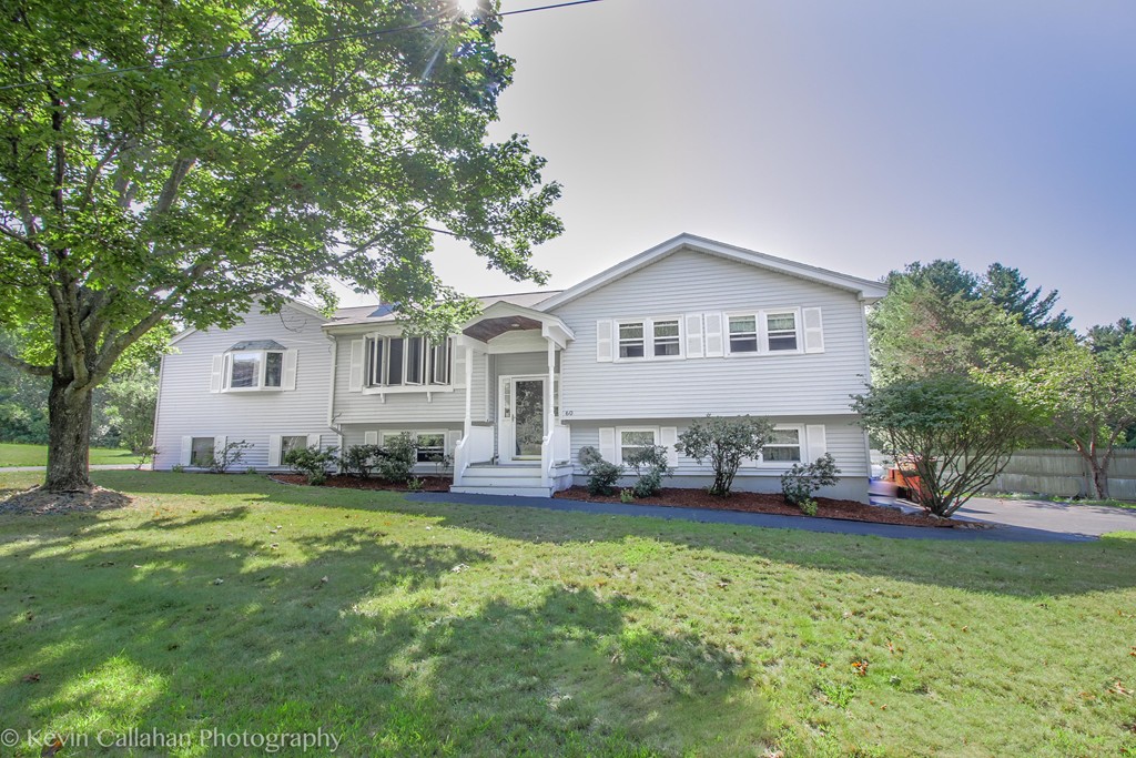 60 Roper Lane Tewksbury, MA 01876 - Photo 1 of 20 Gallery Image 1