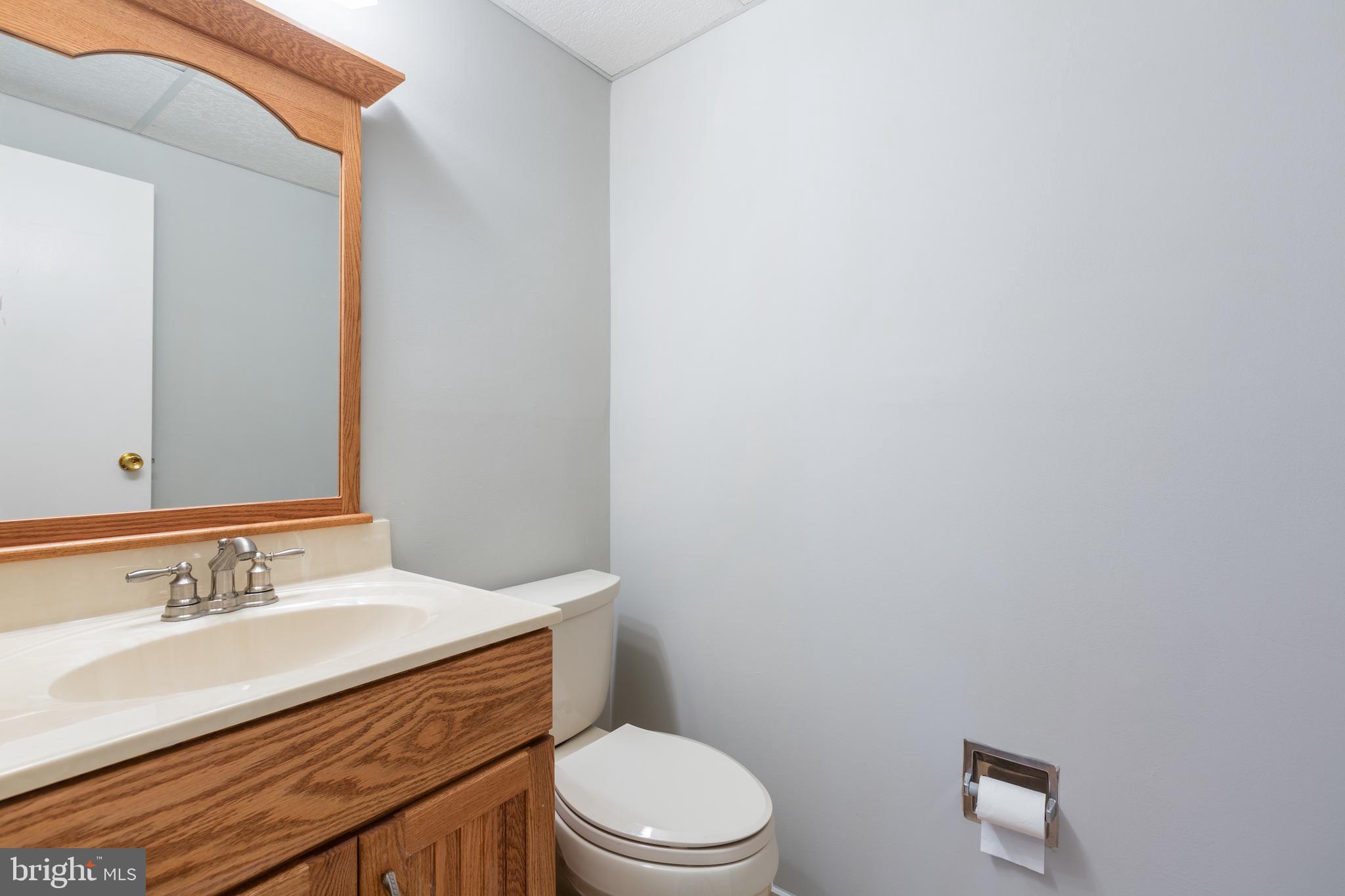 8812 E Grove Upper Marlboro, MD 20774 - Photo 17 of 37