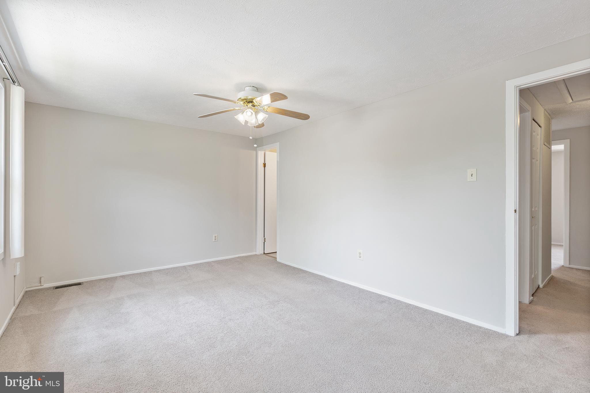 8812 E Grove Upper Marlboro, MD 20774 - Photo 27 of 37