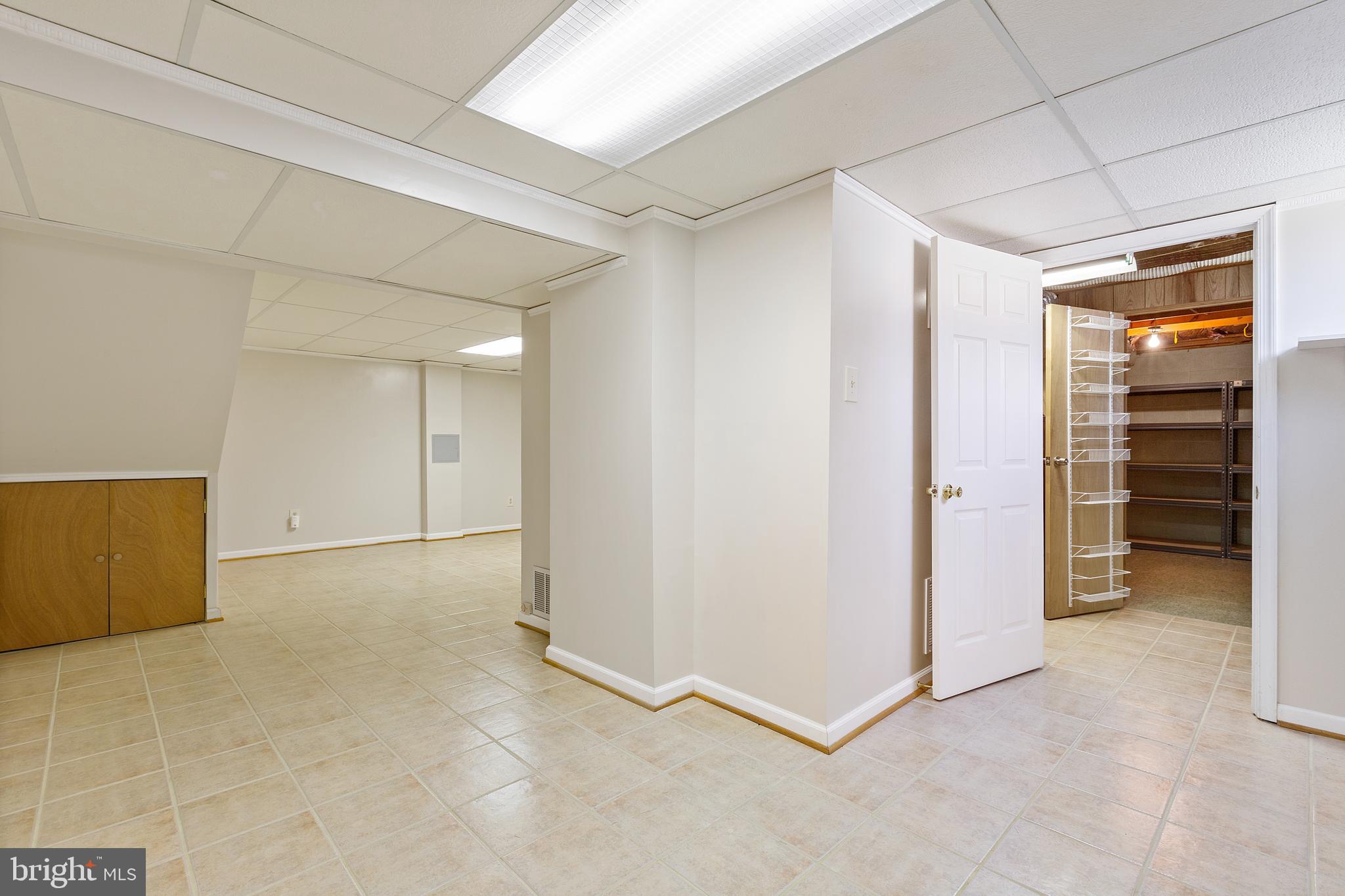 8812 E Grove Upper Marlboro, MD 20774 - Photo 33 of 37