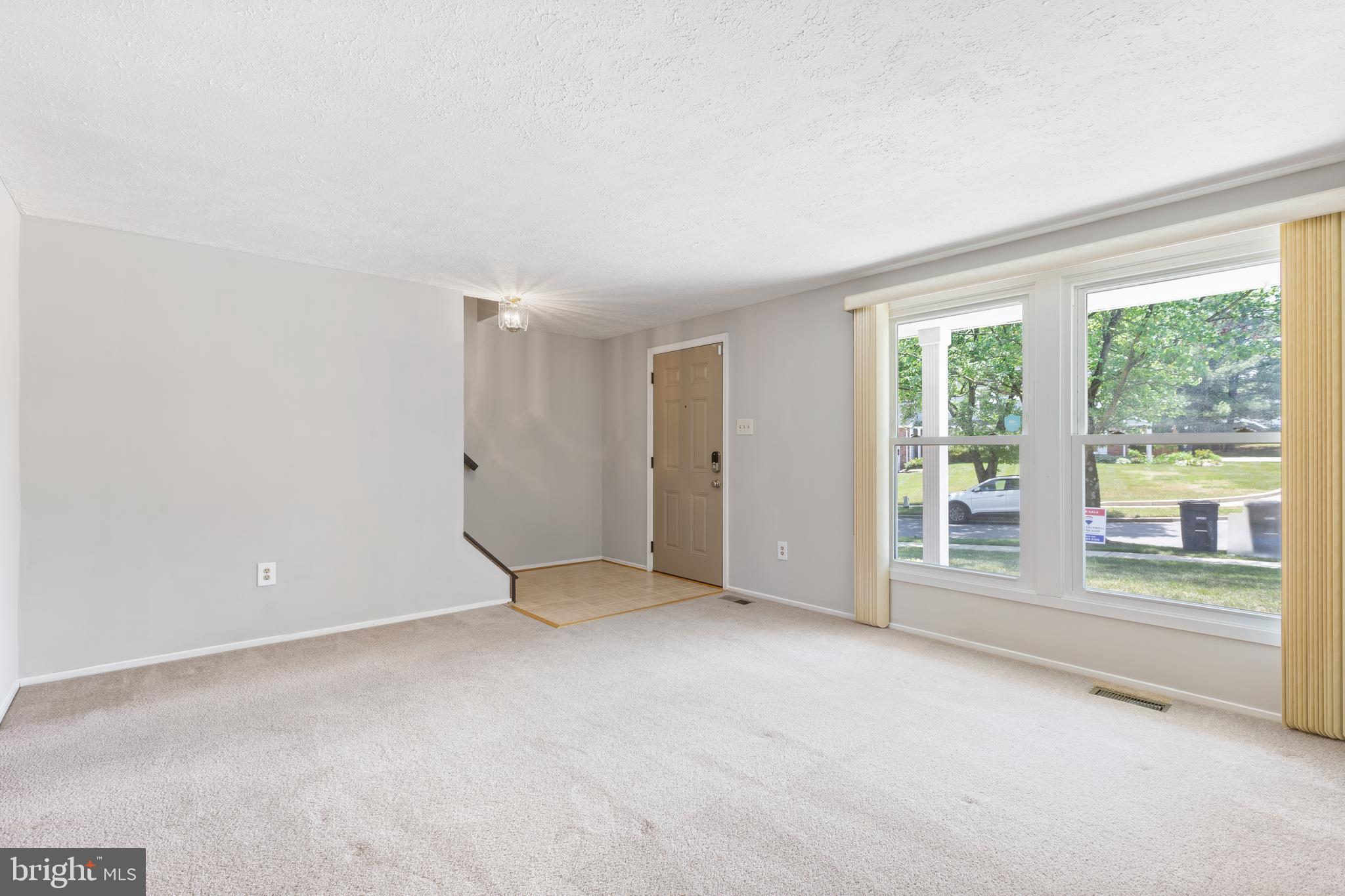 8812 E Grove Upper Marlboro, MD 20774 - Photo 5 of 37