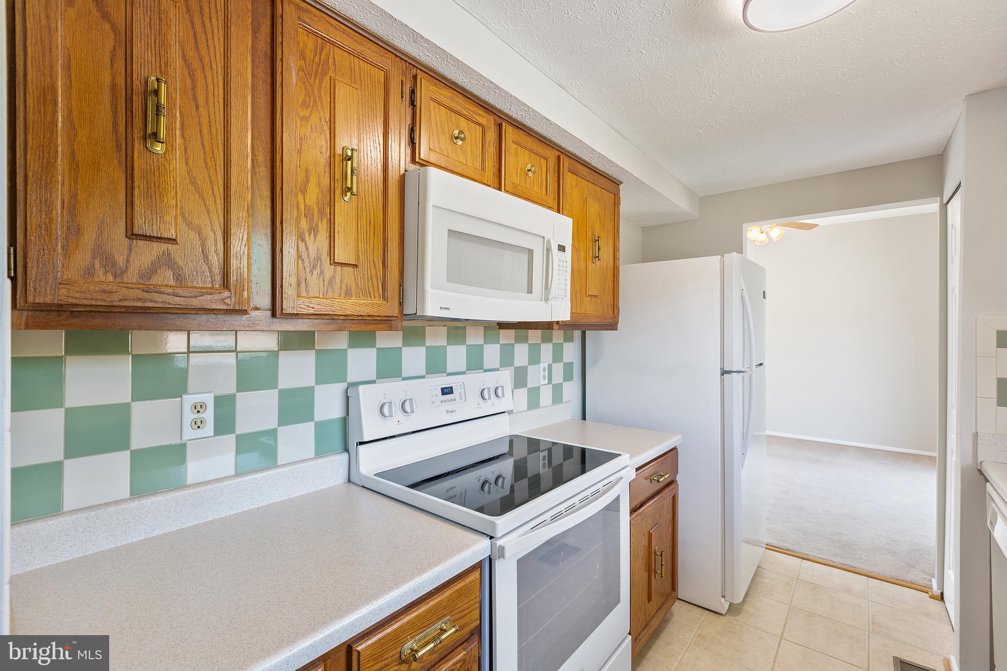 8812 E Grove Upper Marlboro, MD 20774 - Photo 10 of 37