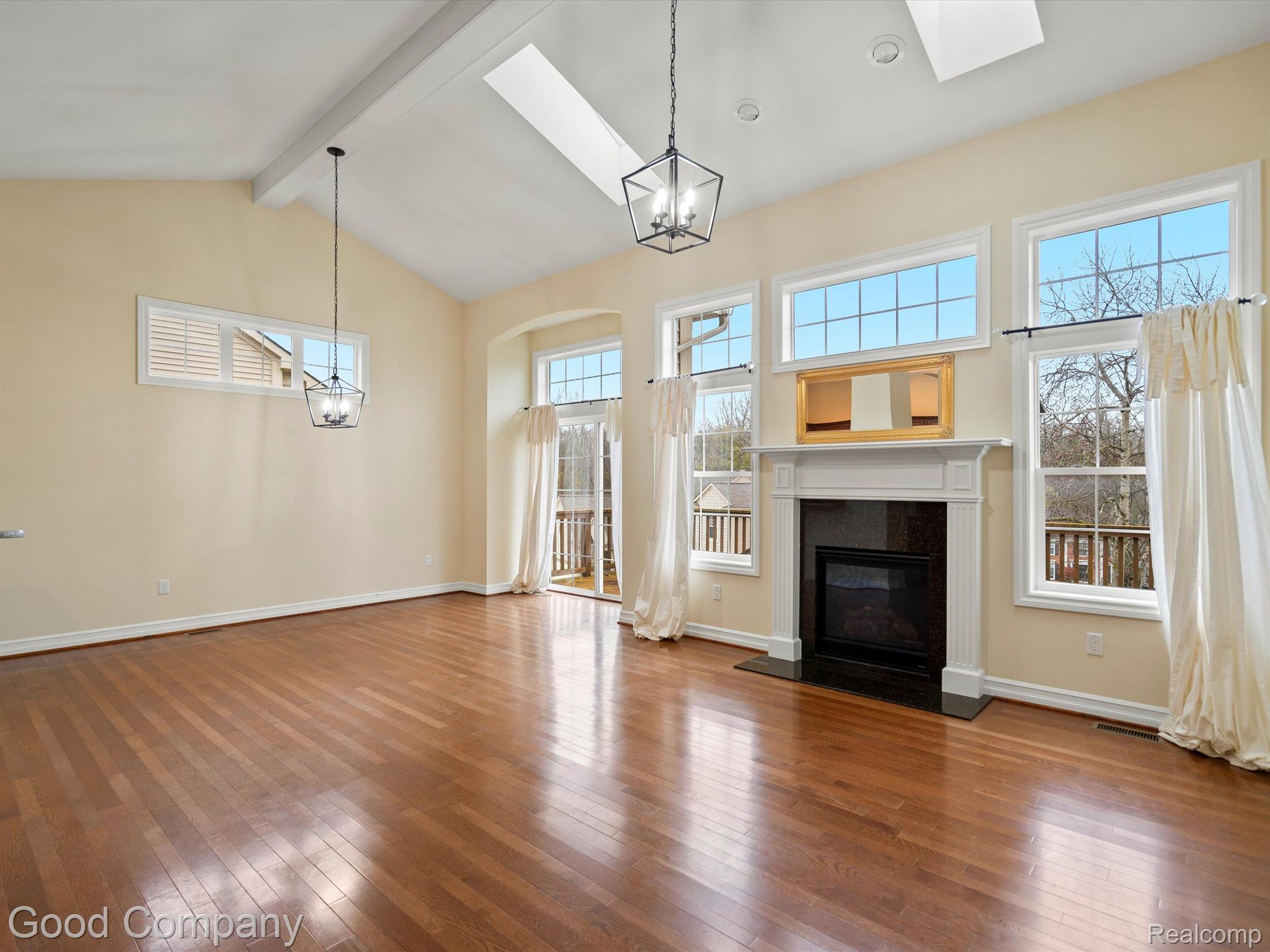 603 Poplar Court Rochester, MI 48306 - Photo 10 of 26 Gallery Image 10