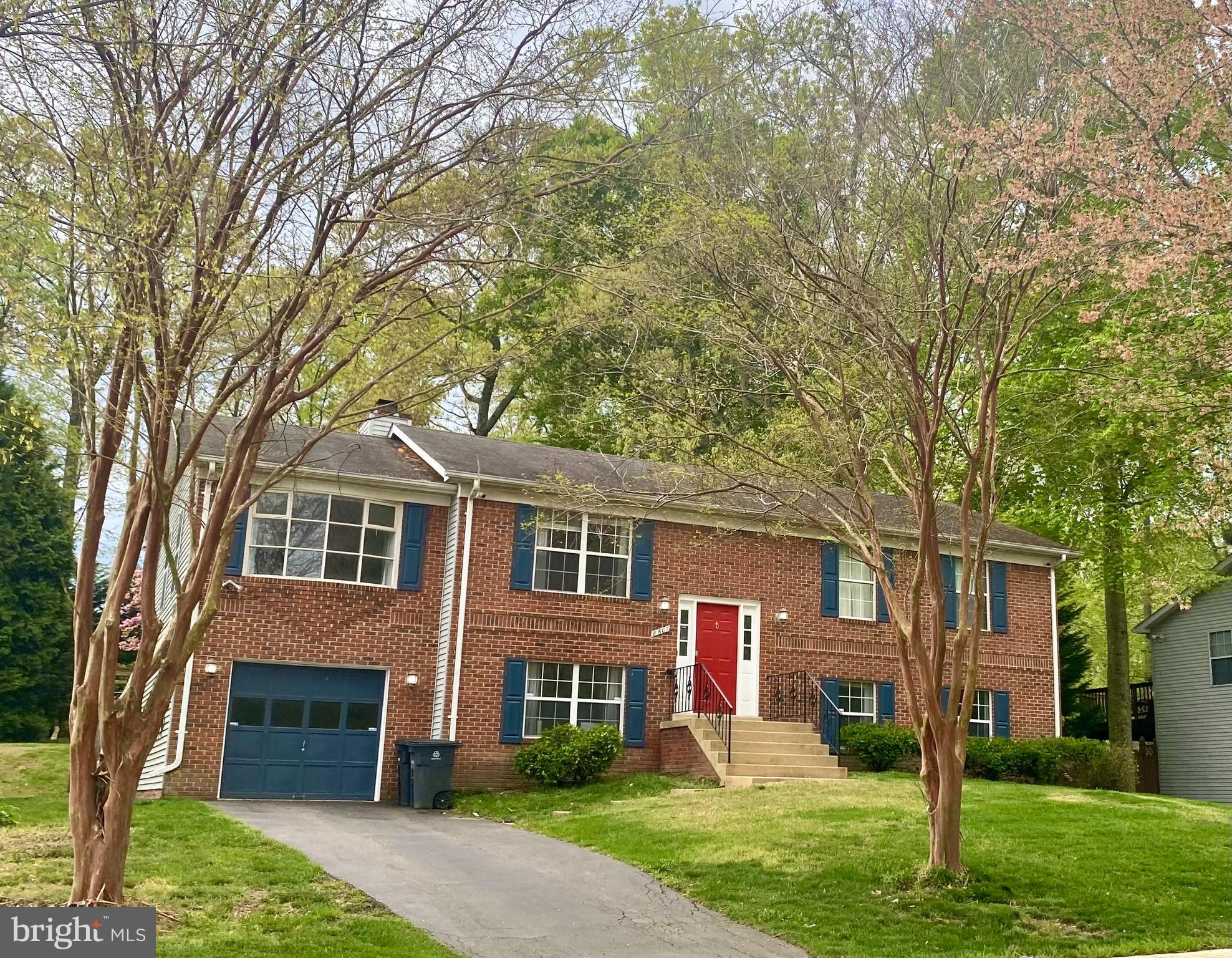 8607 Edison Lane Clinton, MD 20735 - Photo 2 of 52 Front View 2