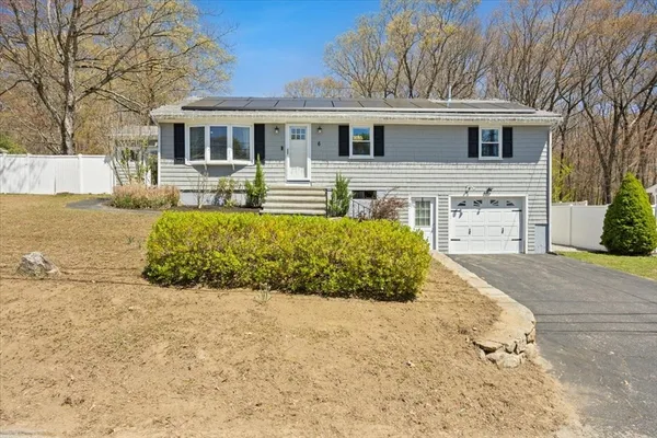 $450,000 | 6 Ascension Street, Blackstone, MA 01504