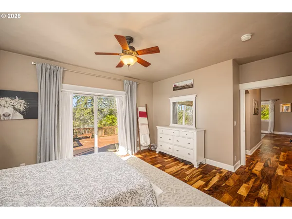 $555,000 | 1750 Taylor Avenue, Cottage Grove, OR 97424