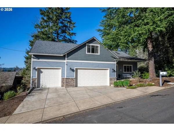$545,000 | 1750 Taylor Avenue, Cottage Grove, OR 97424