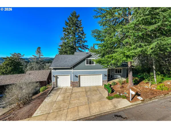 $545,000 | 1750 Taylor Avenue, Cottage Grove, OR 97424