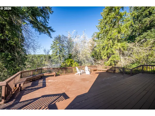 $545,000 | 1750 Taylor Avenue, Cottage Grove, OR 97424