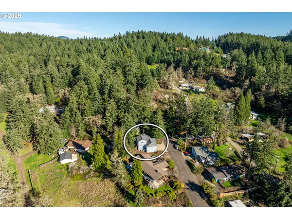 $545,000 | 1750 Taylor Avenue, Cottage Grove, OR 97424