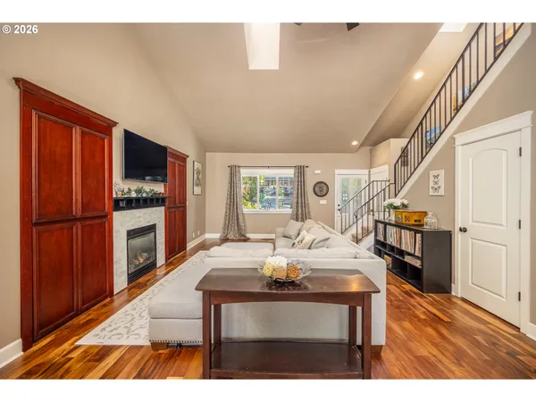 $545,000 | 1750 Taylor Avenue, Cottage Grove, OR 97424