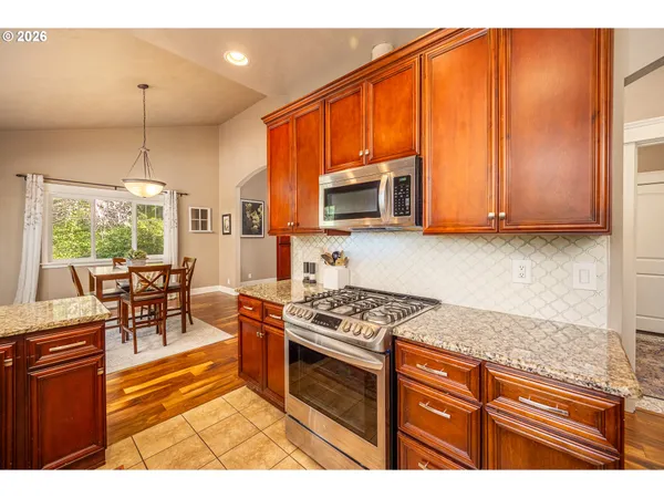 $545,000 | 1750 Taylor Avenue, Cottage Grove, OR 97424