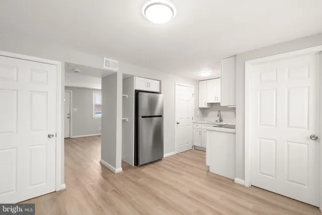 $1,900 | 2015 Dineen Drive, Baltimore, MD 21222