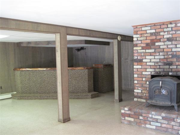 36 Grove Street Marshfield, MA 02050 - Photo 2 of 11