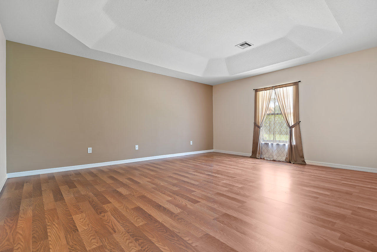 3516 Southwest Macon Road Port St. Lucie, FL 34953 - Photo 13 of 43 013-3516SWMaconRoad-PortStLucie-FL-small