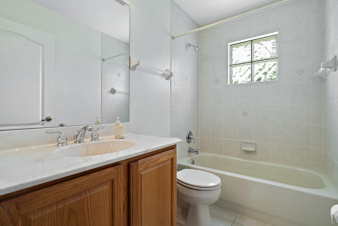 3516 Southwest Macon Road Port St. Lucie, FL 34953 - Photo 17 of 43 017-3516SWMaconRoad-PortStLucie-FL-small