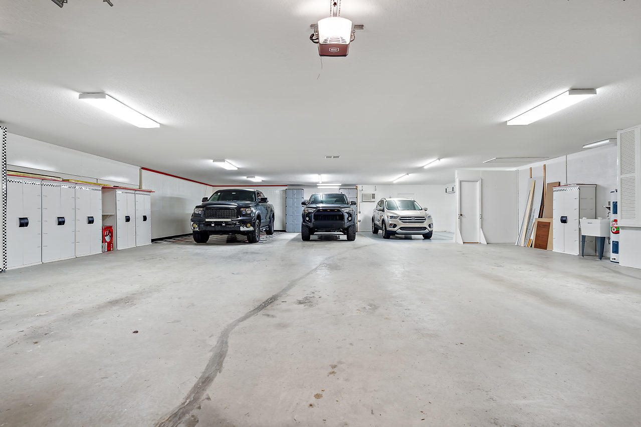 3516 Southwest Macon Road Port St. Lucie, FL 34953 - Photo 34 of 43 034-3516SWMaconRoad-PortStLucie-FL-small