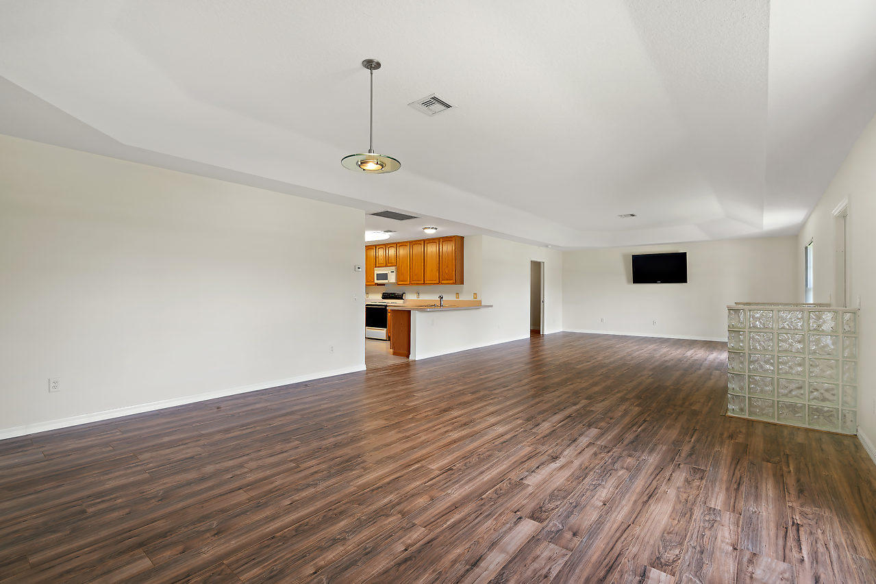 3516 Southwest Macon Road Port St. Lucie, FL 34953 - Photo 10 of 43 010-3516SWMaconRoad-PortStLucie-FL-small