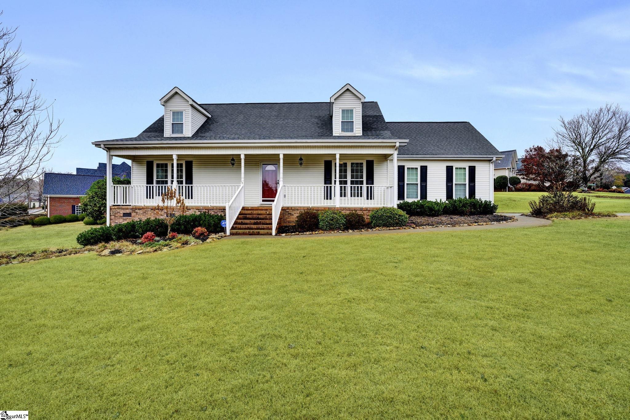 301 Wood River Way Taylors, SC 29687 - Photo 1 of 36