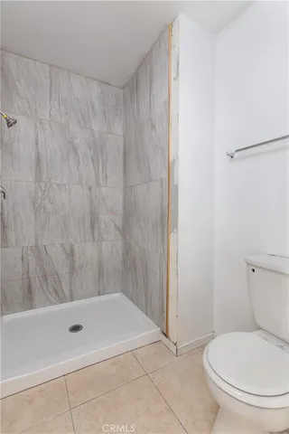 $350,000 | 2512 North Tustin Avenue, Unit D, Santa Ana, CA 92705