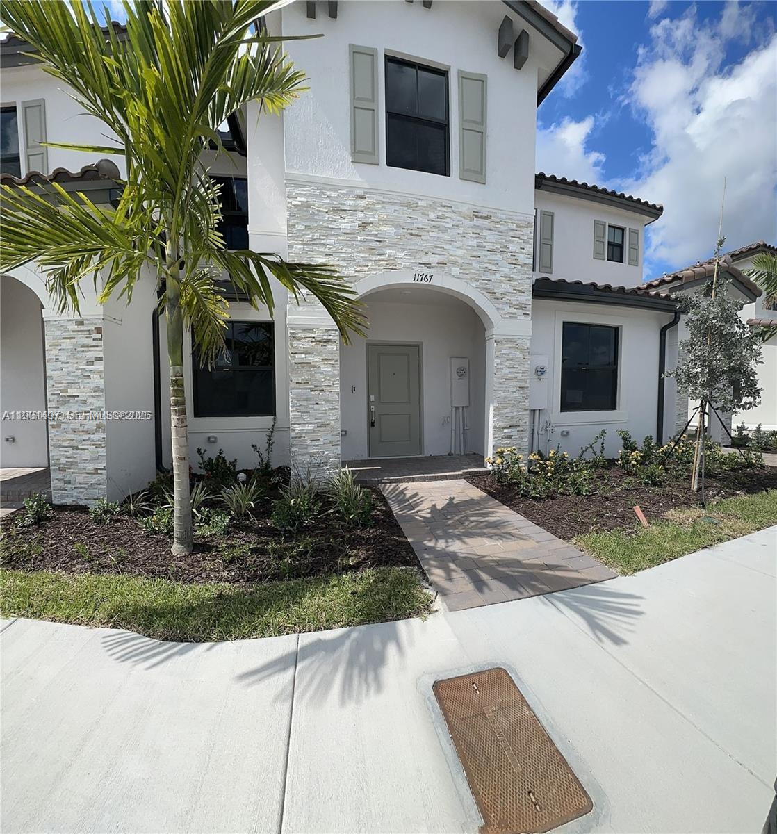 11767 Southwest 246th Terrace Homestead, FL 33032 - Photo 2 of 15 Photo 2