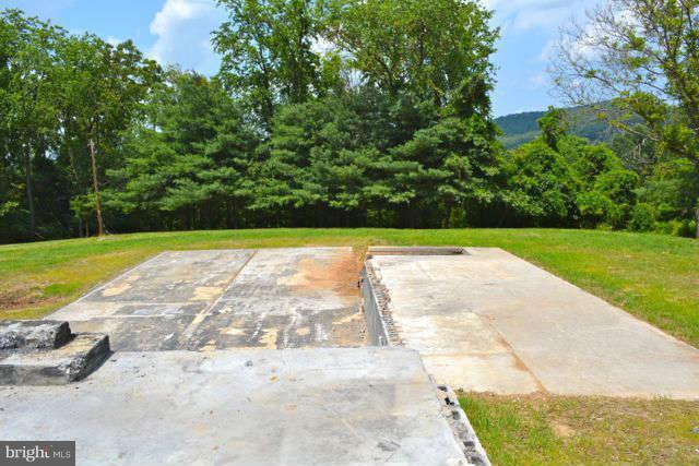 220 Locust Dale Road Front Royal, VA 22630 - Photo 11 of 16 Exterior General