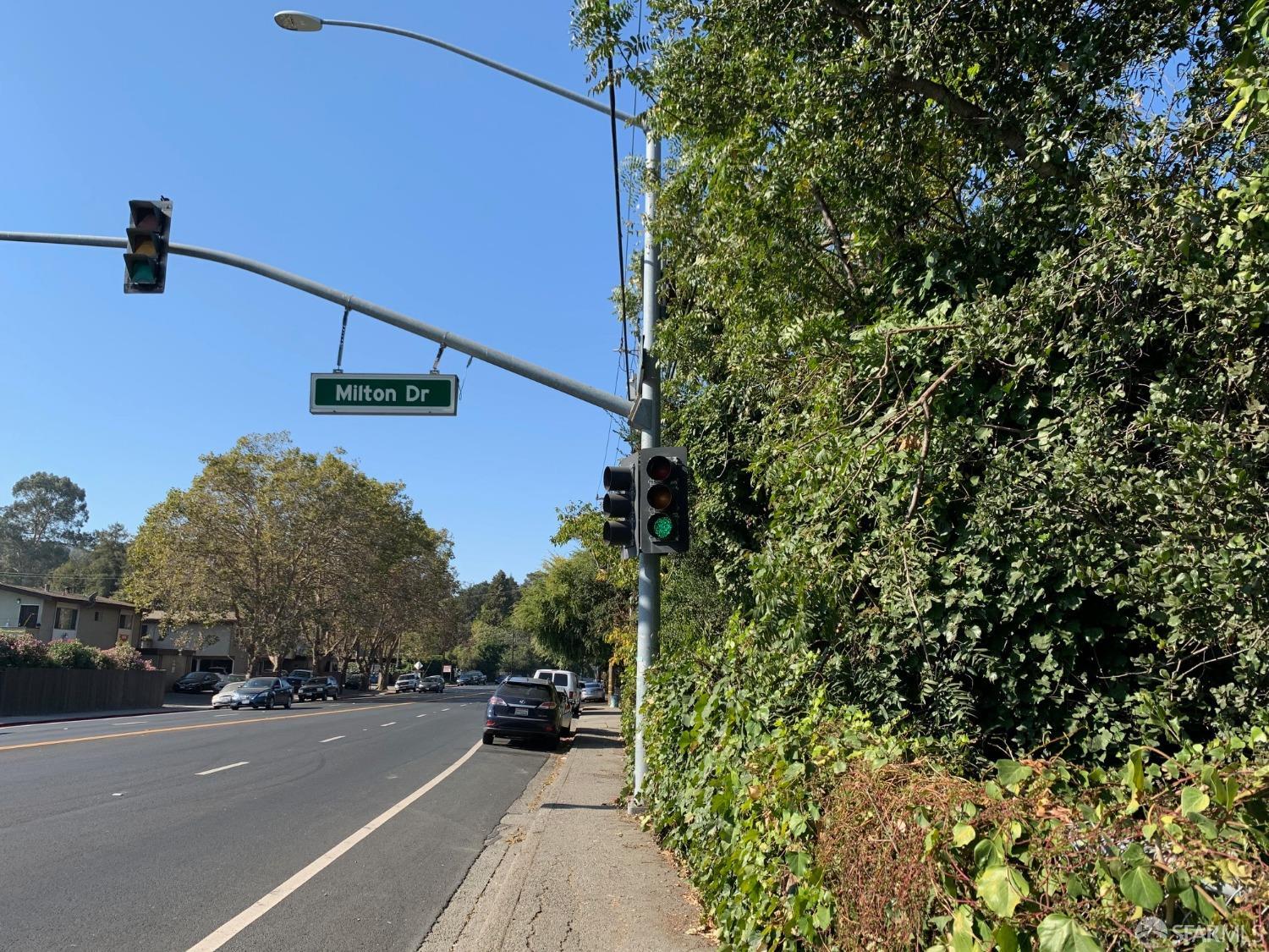 4265 San Pablo Dam Road El Sobrante, CA 94803 - Photo 5 of 24