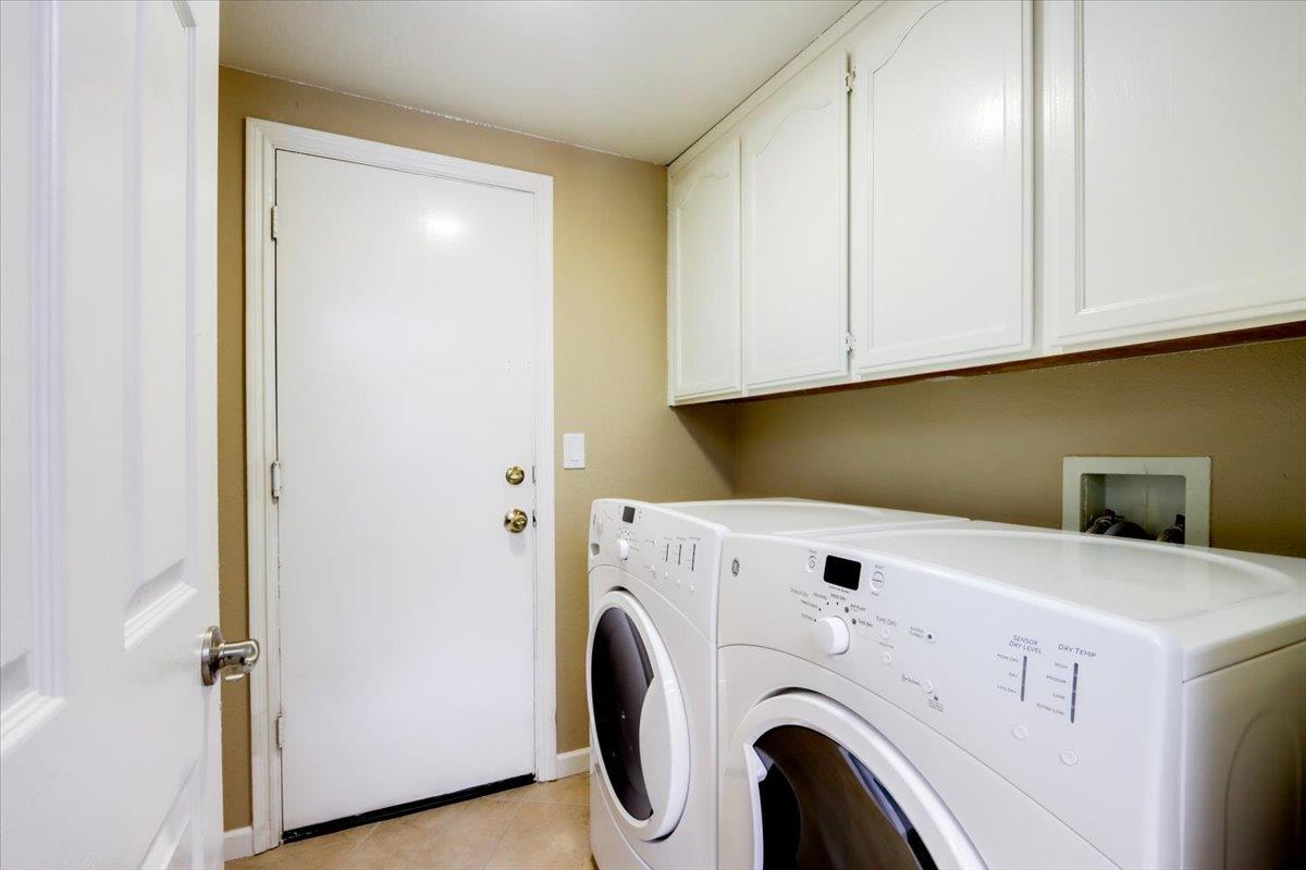 945 Oak Park Drive Morgan Hill, CA 95037 - Photo 21 of 46 a utility room with dryer and washer