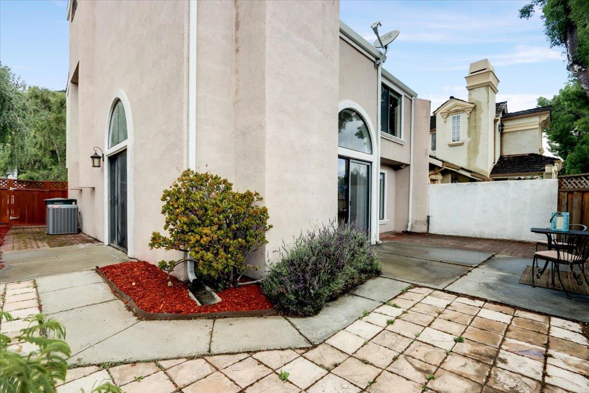 945 Oak Park Drive Morgan Hill, CA 95037 - Photo 34 of 46 a view of a back yard of the house