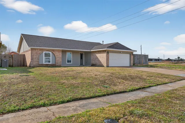 $289,900 | 21147 Carmel Valley Drive, Cypress, TX 77433