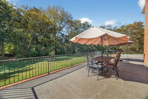 $2,240,000 | 2201 Old Hickory Boulevard, Nashville, TN 37215