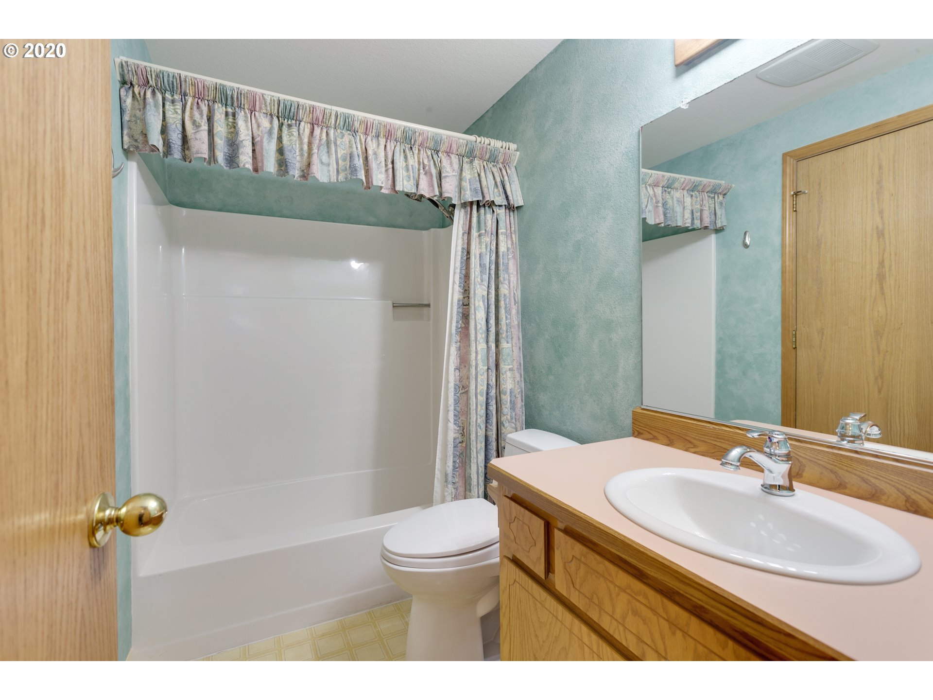 3819 Southwest 8th Street Gresham, OR 97030 - Photo 26 of 32 Gallery Image 26