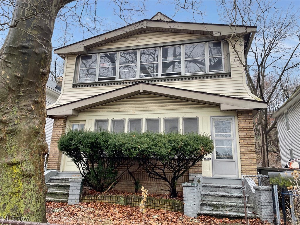 16904 Endora Road Cleveland, OH 44112 - Photo 1 of 33