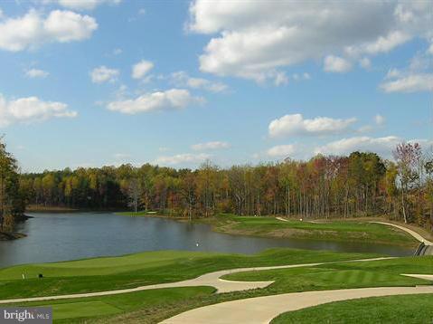15806 Swanscombe Loop Upper Marlboro, MD 20774 - Photo 18 of 30 Community Lake