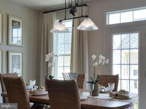 15806 Swanscombe Loop Upper Marlboro, MD 20774 - Photo 3 of 30 Dining Room