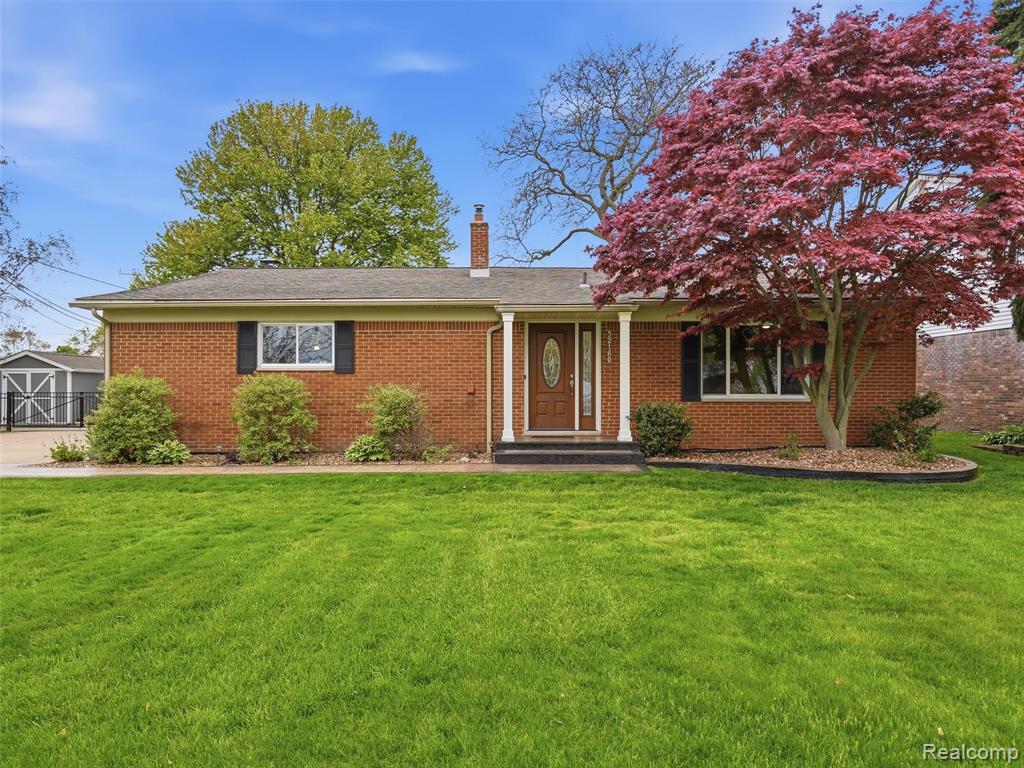 32160 South River Road Harrison Township, MI 48045 - Photo 3 of 70