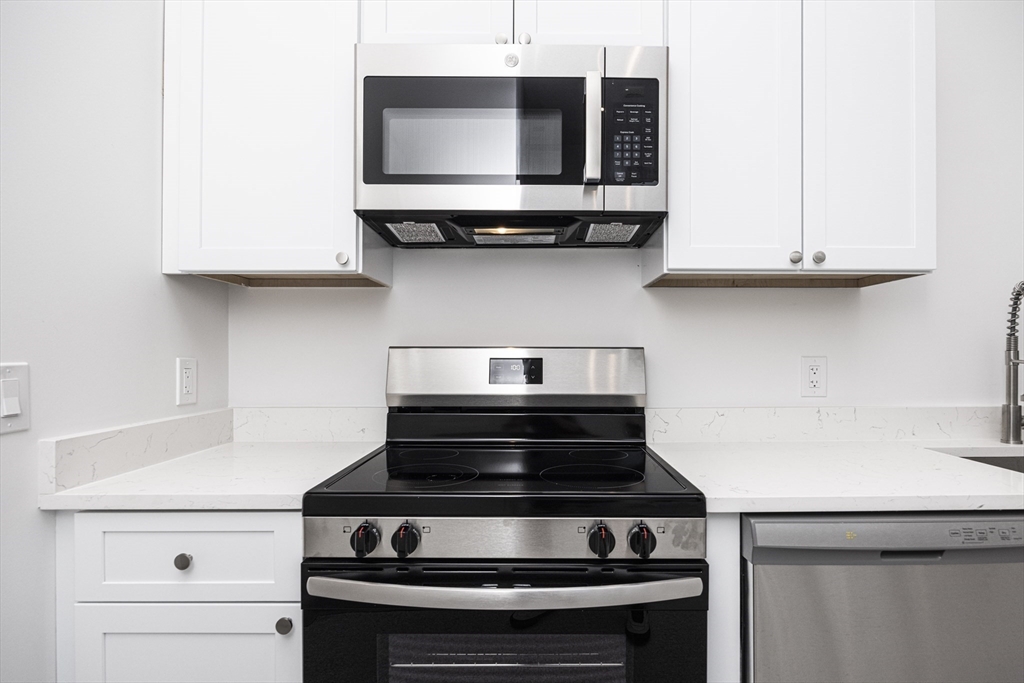 80 Middlesex Street, Unit 104 Lowell, MA 01852 - Photo 5 of 21