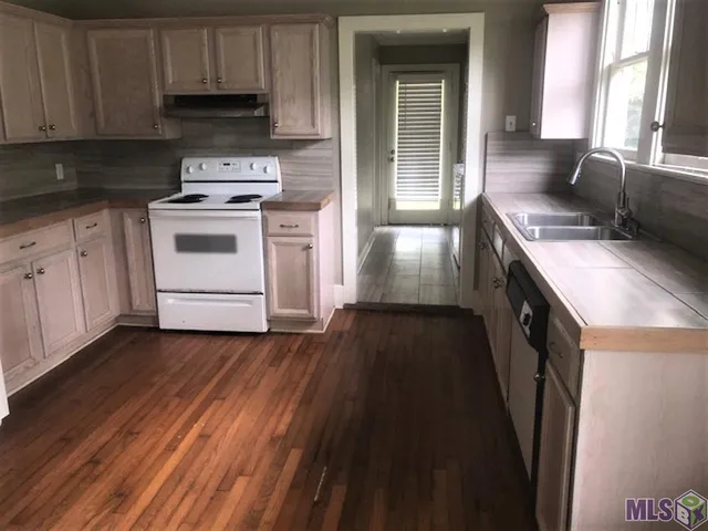 $1,550 | 565 Wiltz Drive, Baton Rouge, LA 70806