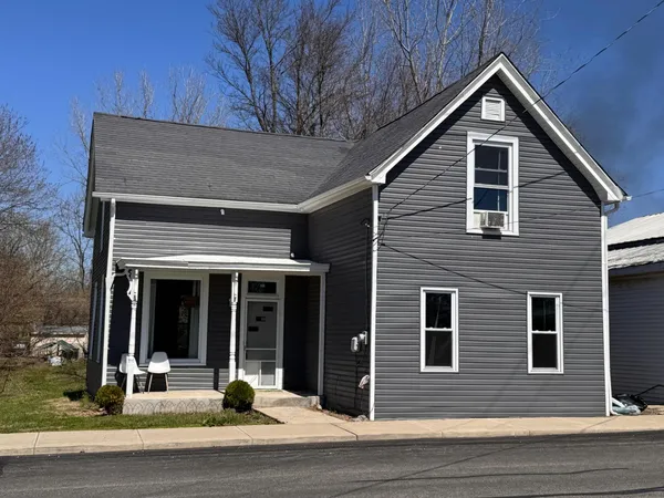 $180,000 | 14534 Main Street, Moores Hill, IN 47032