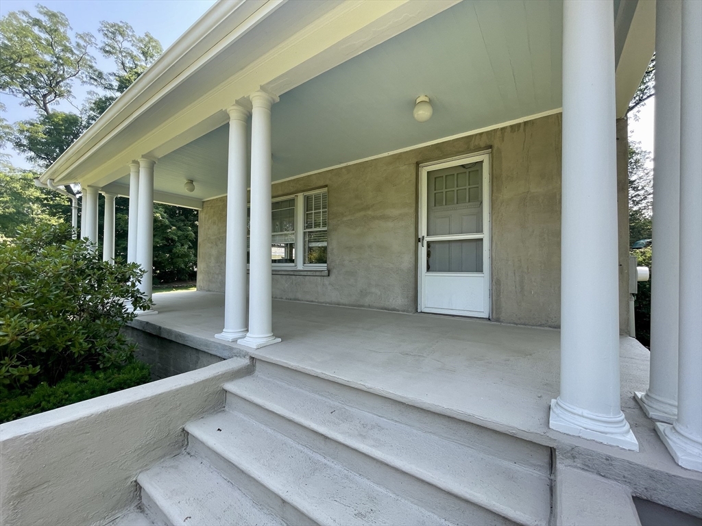 273 Main Street Wayland, MA 01778 - Photo 3 of 33