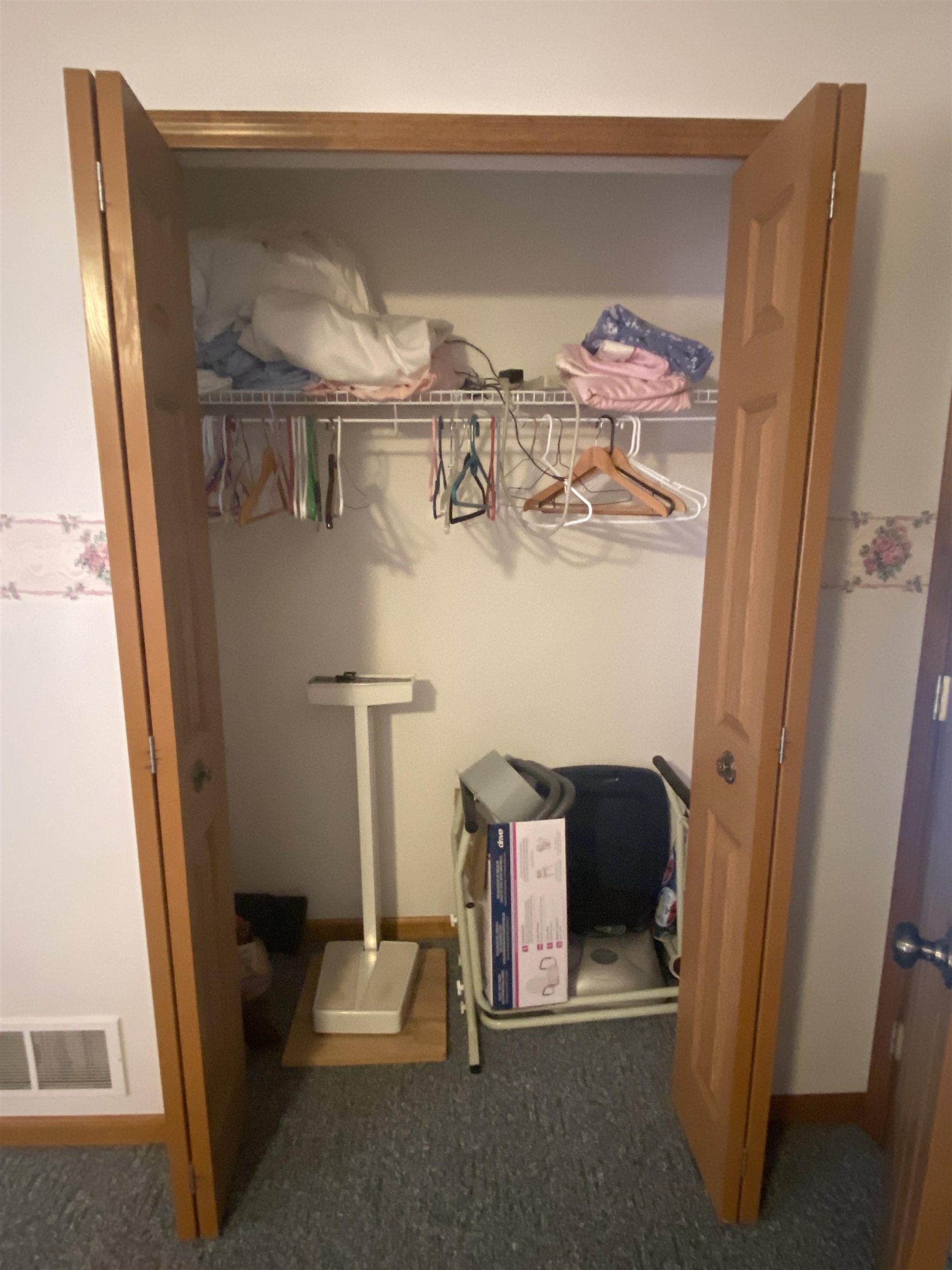 12257 Beecher Road Flushing, MI 48433 - Photo 24 of 55 50084991-23.JPG