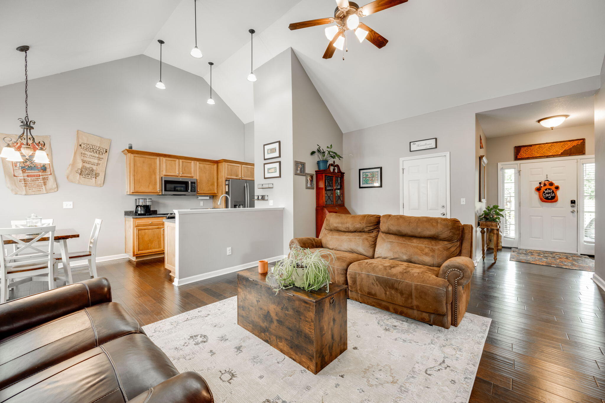 530 Titanium Drive Hixson, TN 37343 - Photo 9 of 26 25-web-or-mls-DSC_5943
