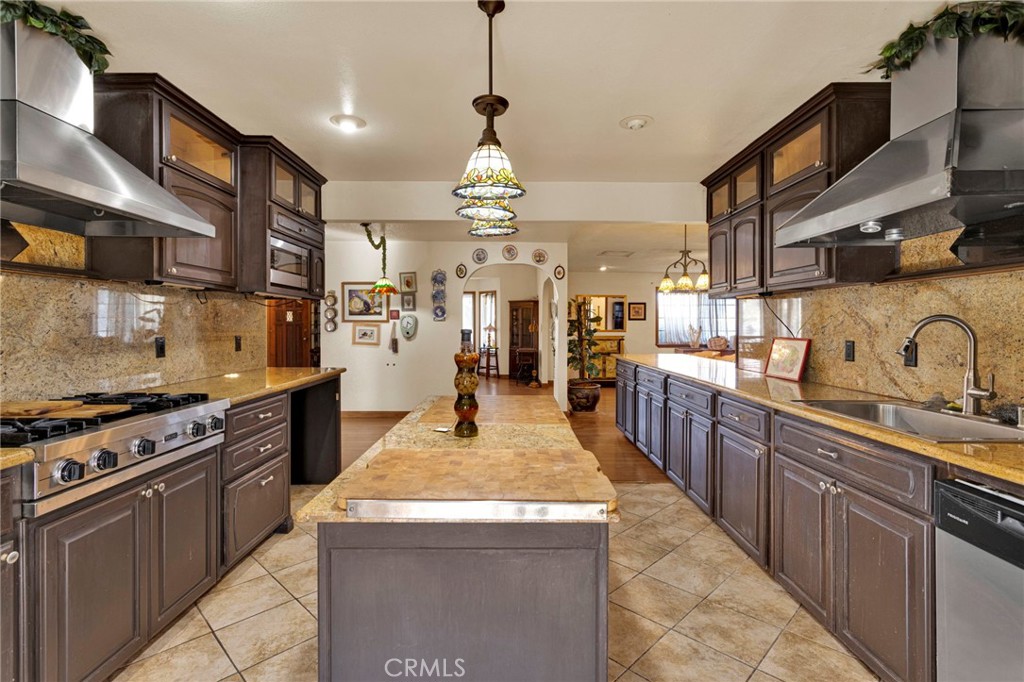 19025 Munsee Road Apple Valley, CA 92307 - Photo 19 of 55 Gallery Image 19