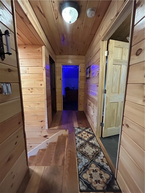 475 Kelly Hill Road Orange, NY 14815 - Photo 14 of 44 2nd Floor Hallway