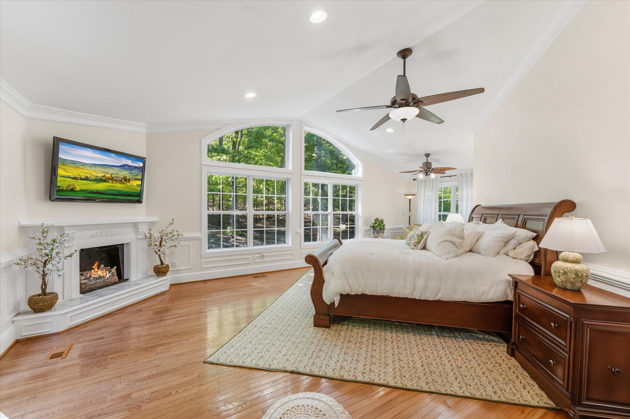 3800 Mountain Road Haymarket, VA 20169 - Photo 38 of 73 Primary suite, fireplace & wooded views.