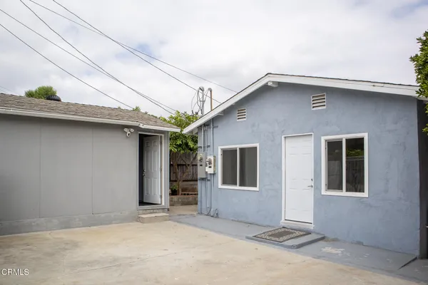 a view of a house with a small entryway