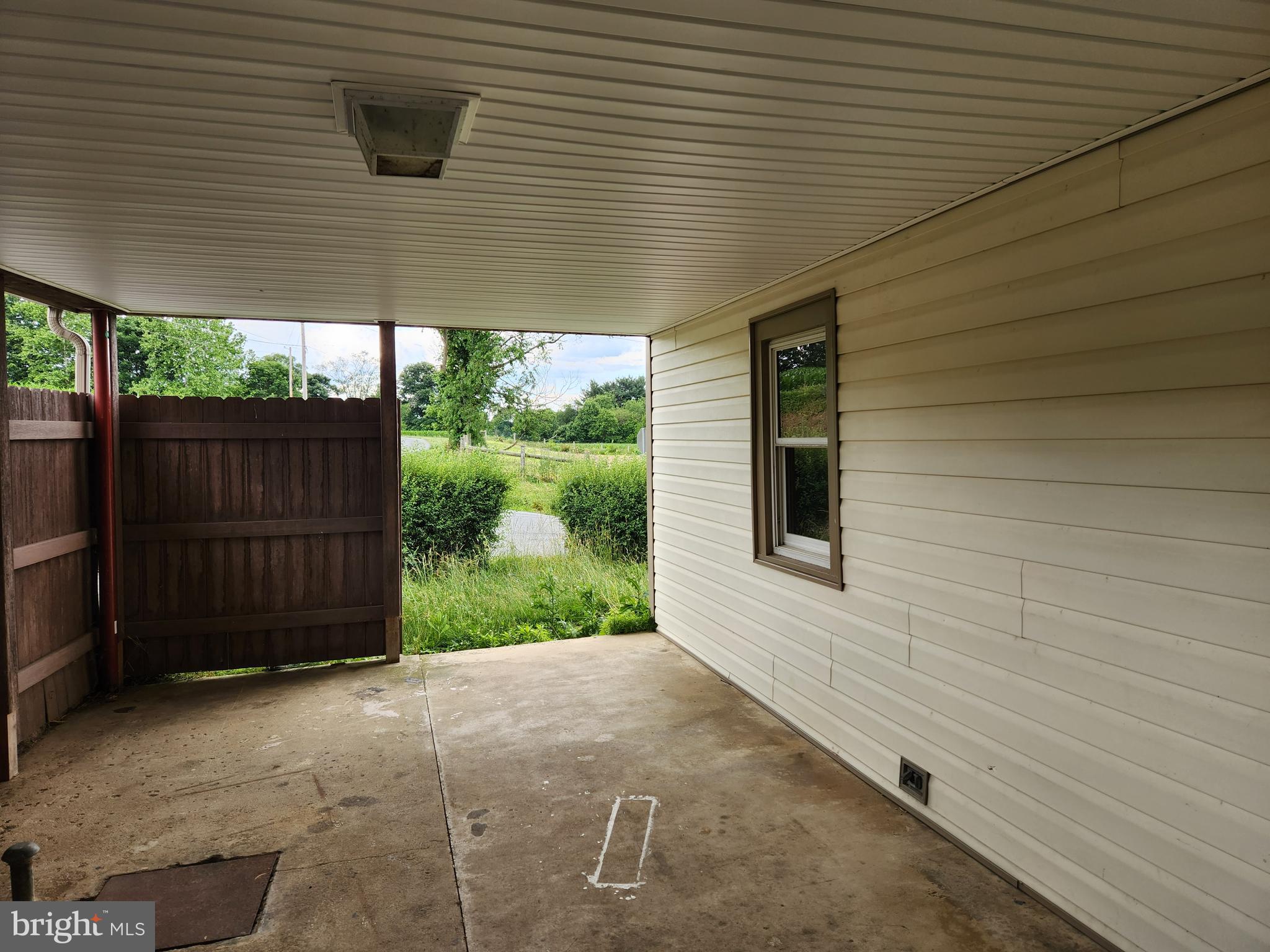 2296 Valley Road Manheim, PA 17545 - Photo 44 of 80