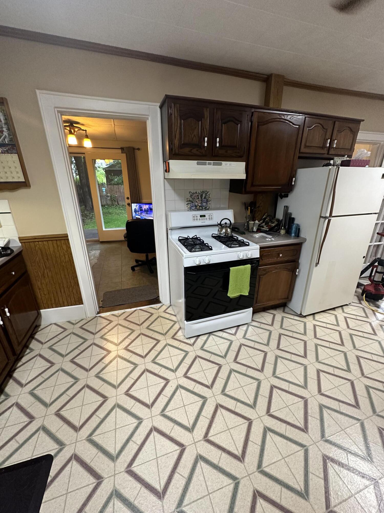 70 Katahdin Avenue Millinocket, ME 04462 - Photo 6 of 39 IMG-3742