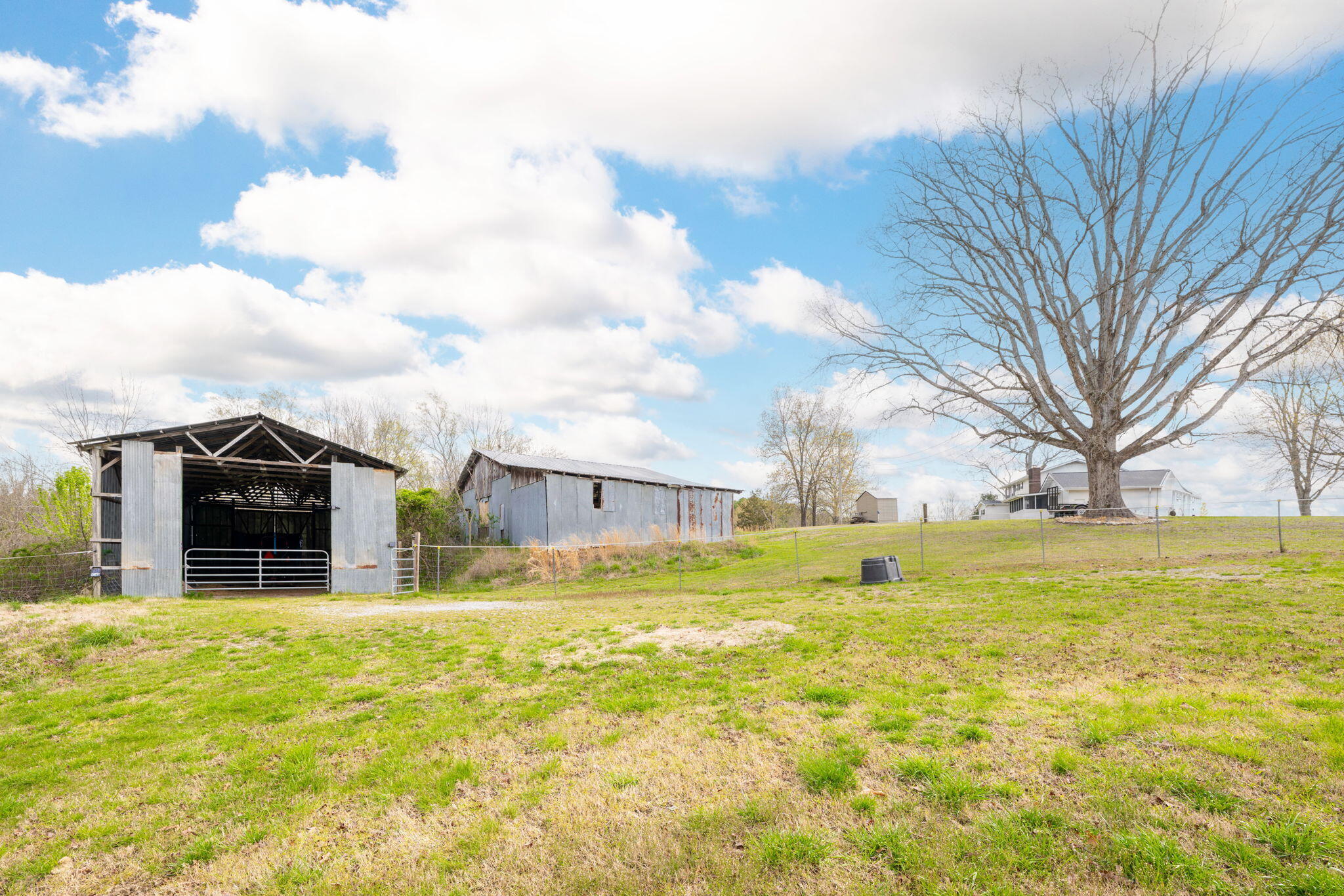 6909 Sims Road Harrison, TN 37341 - Photo 14 of 96 The barns